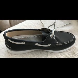 Brand New SPERRY’s
